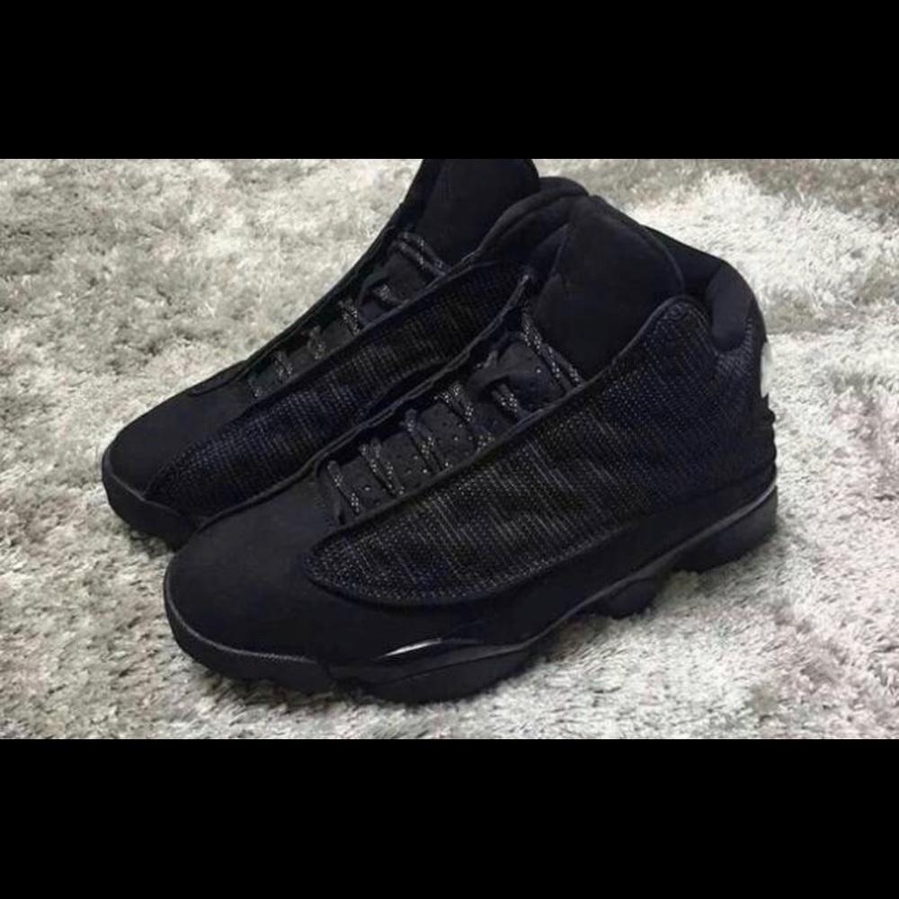 Air Jordan 13’s all black